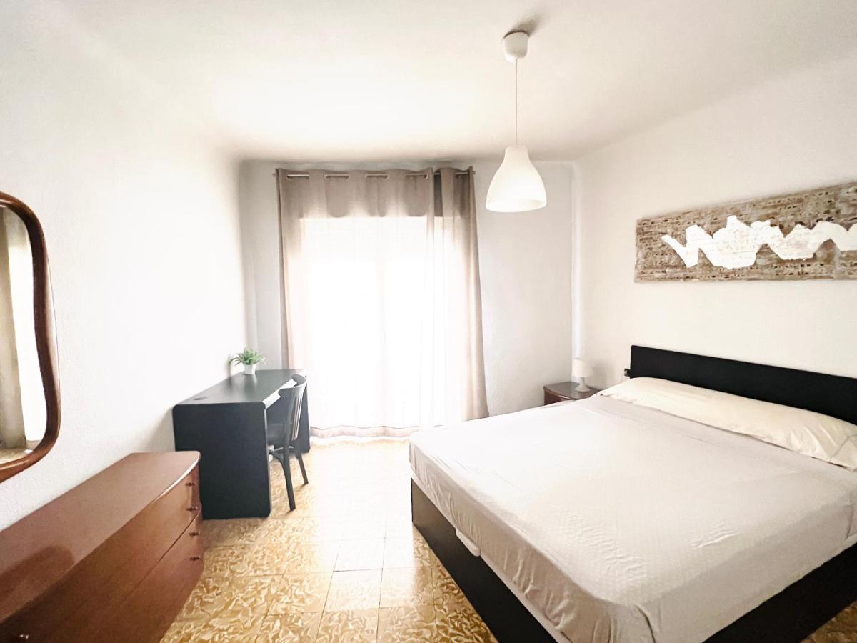 Centro Ciudad Apartamento Entero Аликанте Экстерьер фото